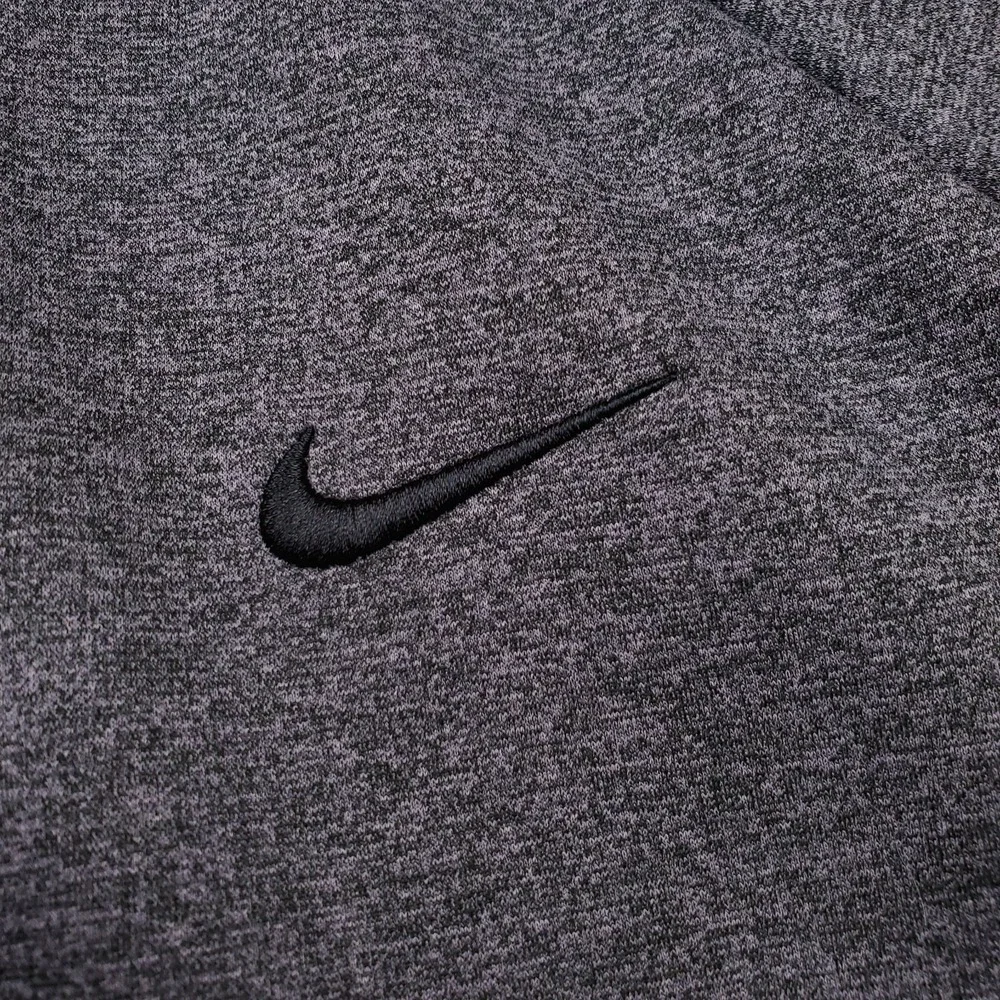 Nike‎ Hoodie Mens Large Gray Therma Fit Fleece Pullover Sweathshirt Swoosh Logo